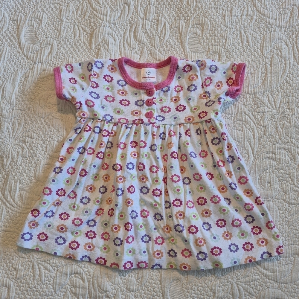 Hanna Andersson girls 70 or 6-12 months white with floral dress, 3 button VGUC